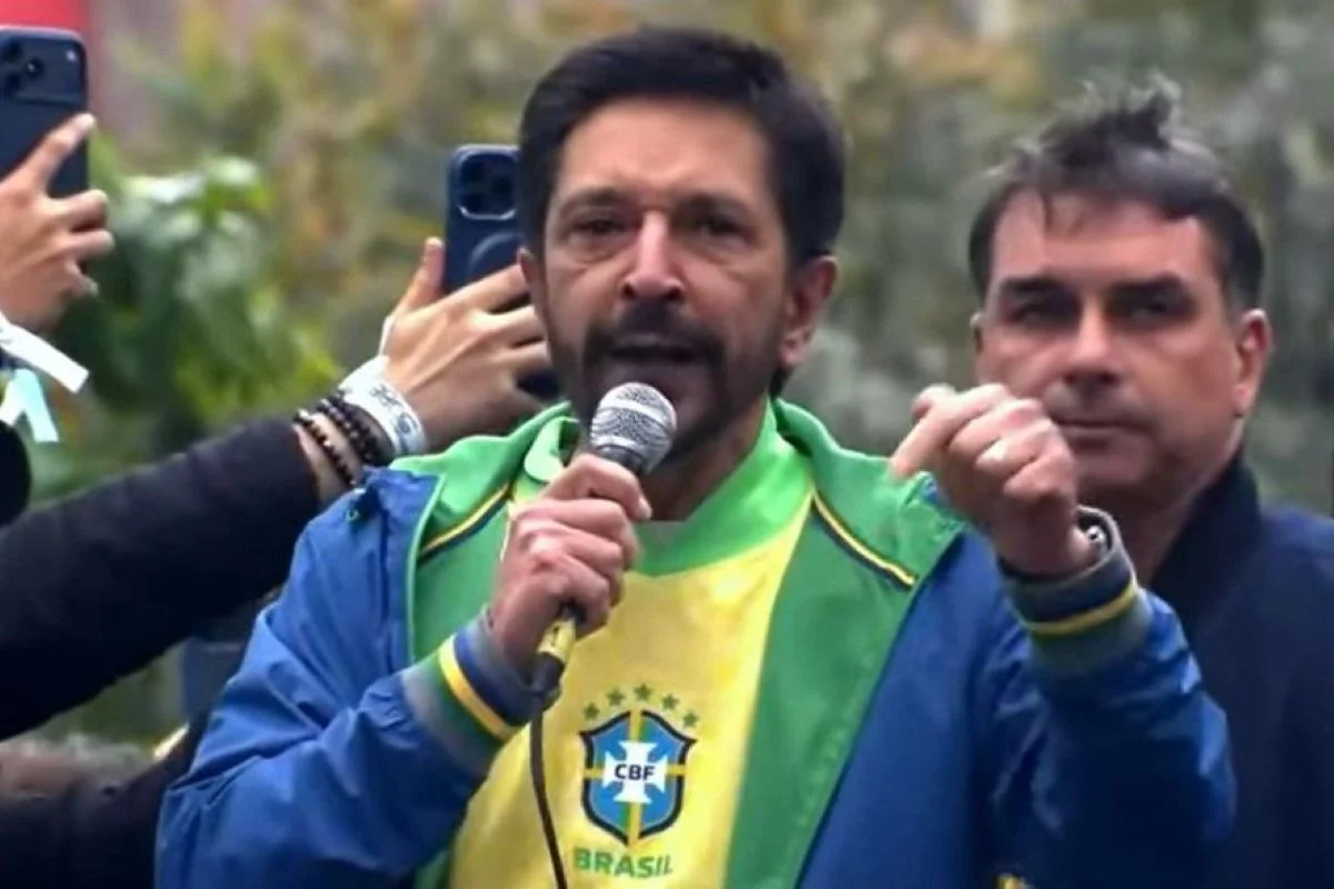 Ricardo Nunes durante ato de 7 de Setembro