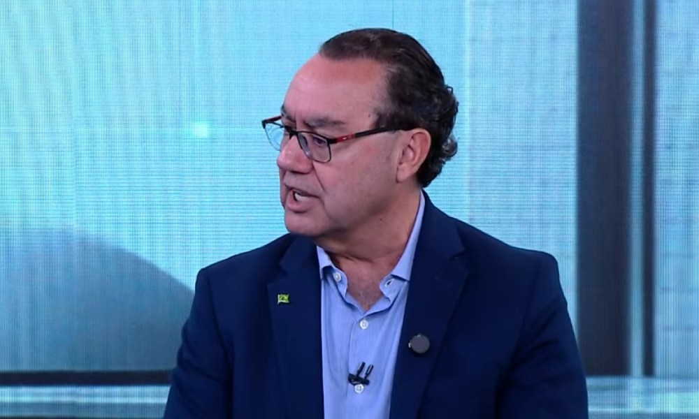 Augusto Cury se diz “pesadelo” de Lula e apresenta propostas em sabatina