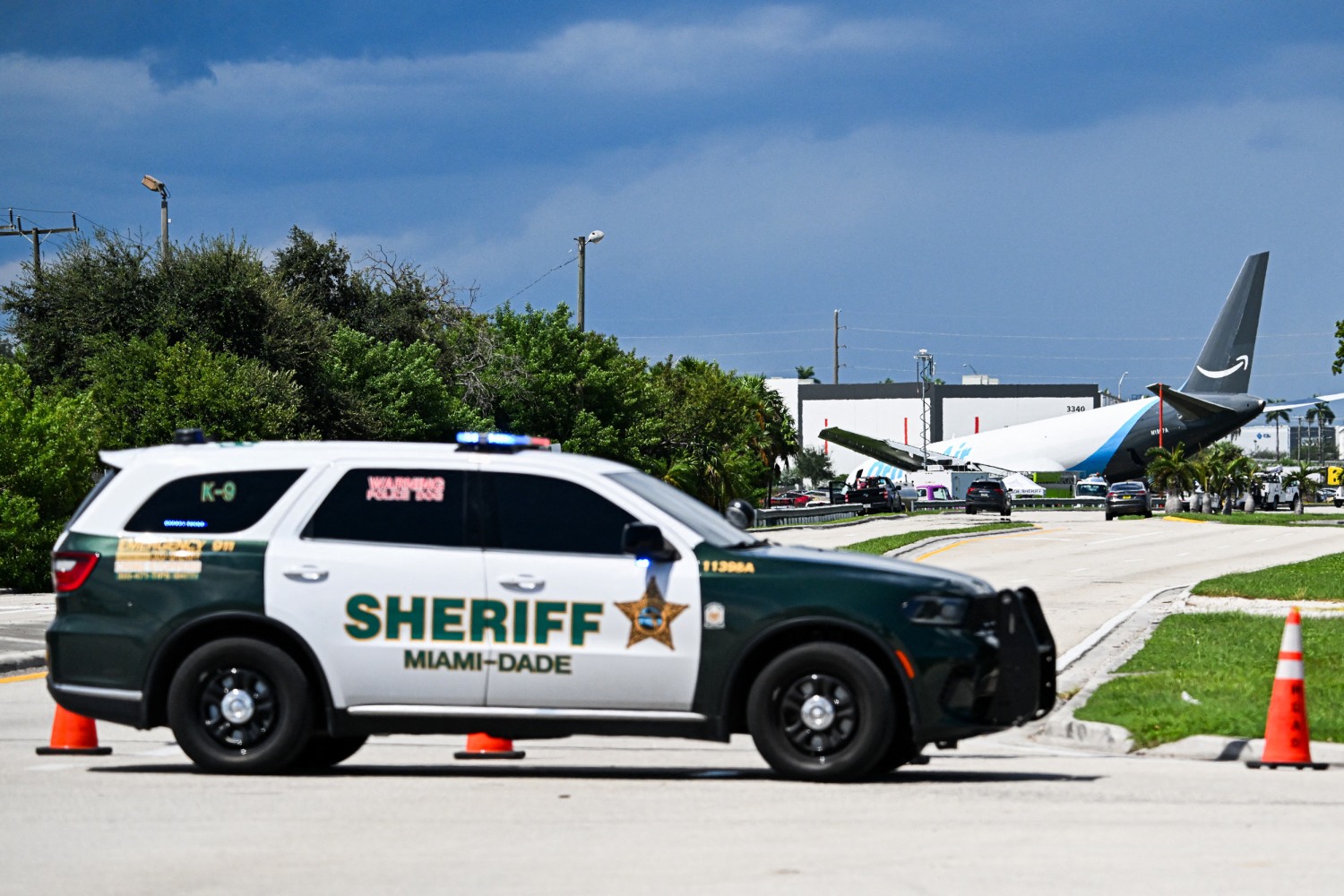Local do acidente com avião cargueiro em Miami