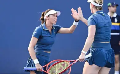 Luisa Stefani avança às quartas de final das duplas no US Open